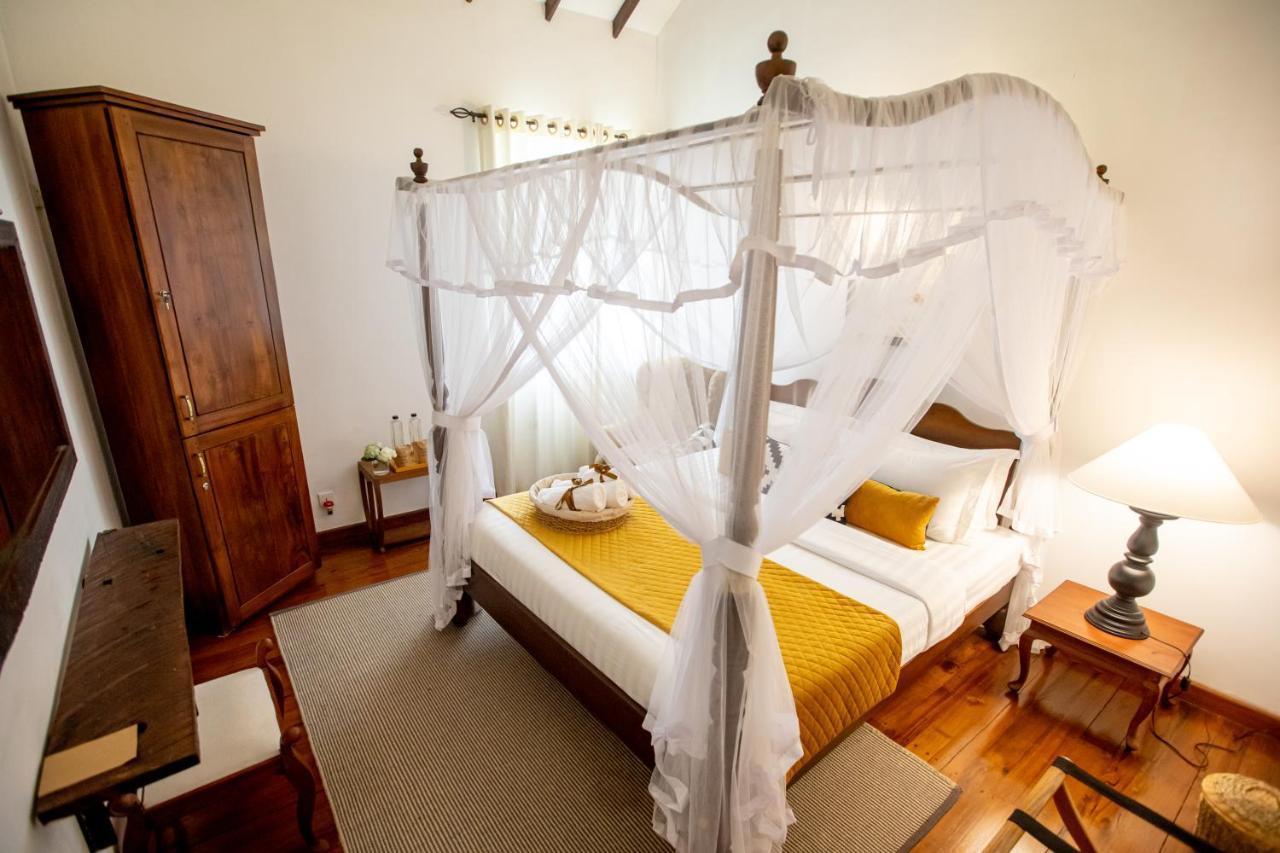 Manuel Manor Hotel Labugolla Ngoại thất bức ảnh